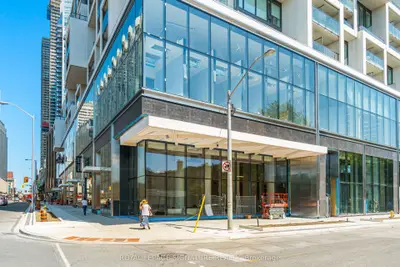 5 Soudan Avenue 2811, Toronto, On M4s 0b1