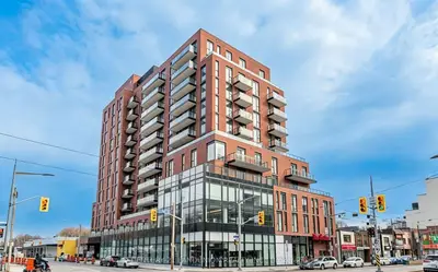 Condo Apartment in Toronto