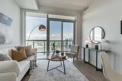 Condo Apartment in Toronto