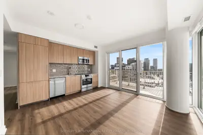 88 Bathurst Street 1417, Toronto, On M5v 0w8