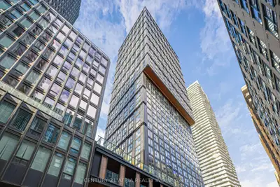 82 Dalhousie Street P2 #17, Toronto, On M5b 0c5
