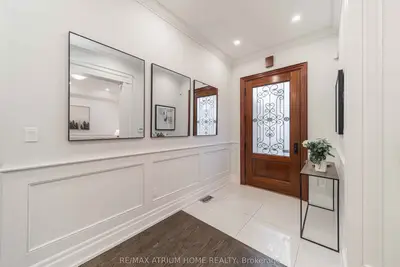 116 Church Avenue, Toronto, On M2n 4g2