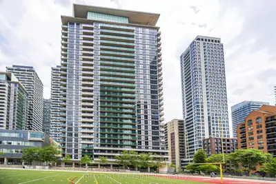 Condo Apartment in Toronto