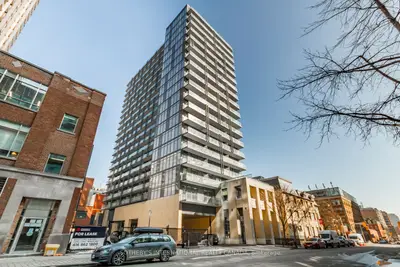 Condo Apartment in Toronto