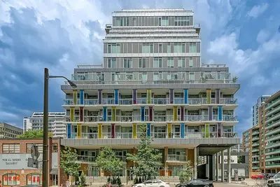 Condo Apartment in Toronto