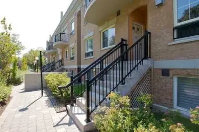 Condo Townhouse in Toronto