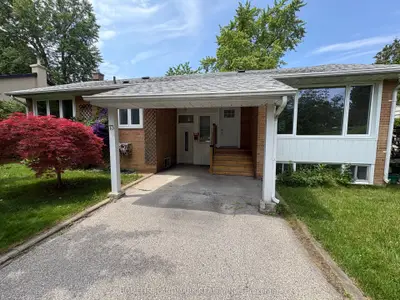 73 Berkinshaw Crescent, Toronto, On M3b 2t1