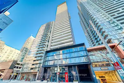 Condo Apartment in Toronto