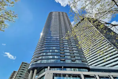 585 Bloor Street E 420, Toronto, On M4w 0b3