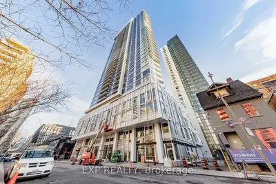 Condo Apartment in Toronto
