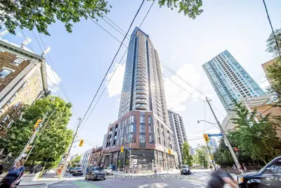 Condo Apartment in Toronto