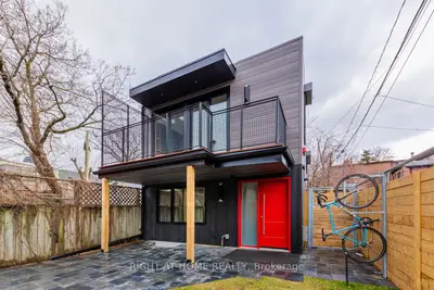 Detached in Toronto