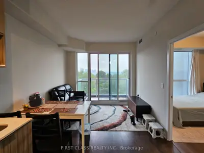 Condo Apartment in Toronto