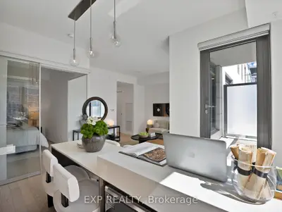 12 Bonnycastle Street 625, Toronto, On M5a 0c8