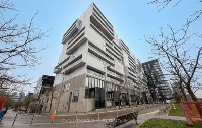 Condo Apartment in Toronto