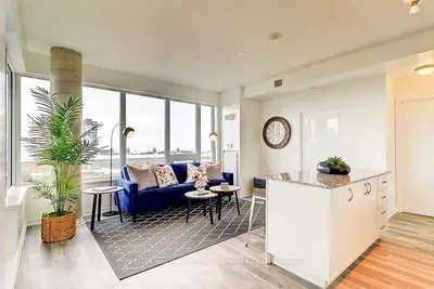 Condo Apartment in Toronto