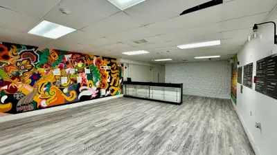 357 Spadina Avenue Lower, Toronto, On M5t 2g3