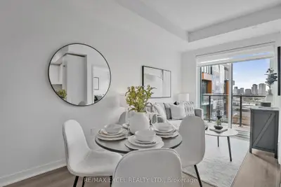 Condo Townhouse in Toronto