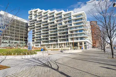 Condo Apartment in Toronto