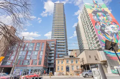 Condo Apartment in Toronto