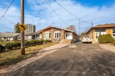 32 Marbury Crescent, Toronto, On M3a 2g2