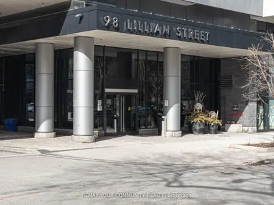 98 Lillian Street 724, Toronto, On M4p 2y3