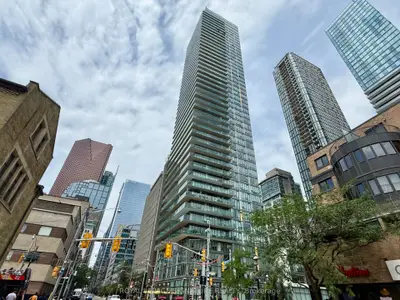 Condo Apartment in Toronto