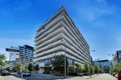 60 Tannery Road 1005, Toronto, On M5a 0s8