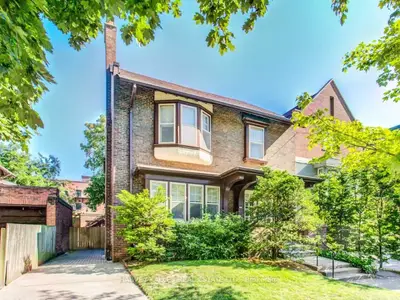 169 Balmoral Avenue, Toronto, On M4v 1j8