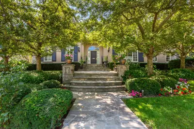 17 Bayview Ridge, Toronto, On M2l 1e3