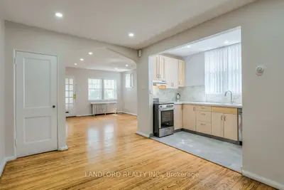 Duplex in Toronto