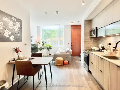 180 Mill Street S123, Toronto, On M5a 0v7