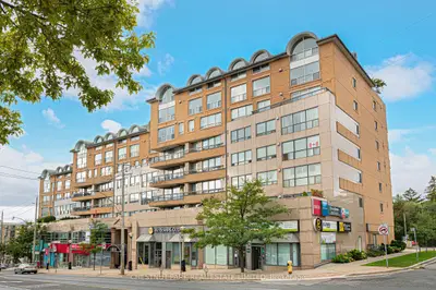Condo Apartment in Toronto