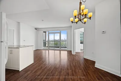 160 Vanderhoof Avenue 913, Toronto, On M4g 4k3