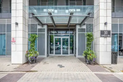 31 Tippett Road 363, Toronto, On M3h 0c8