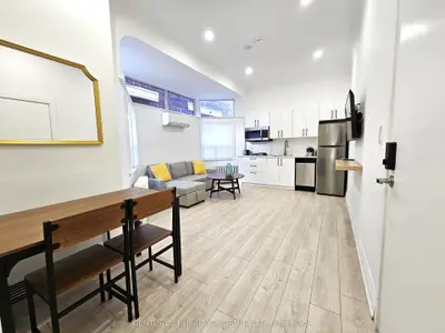 344 Shaw Street 1a, Toronto, On M6j 2x3