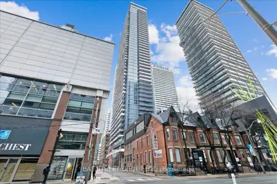 Condo Apartment in Toronto