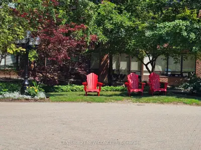 255 The Donway West E 123, Toronto, On M3b 3m3