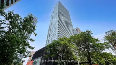 Condo Apartment in Toronto