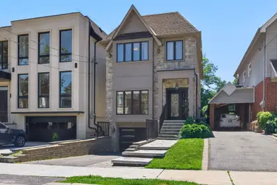245 Florence Avenue, Toronto, On M2n 1g7