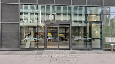 Co-op Apartment in Toronto