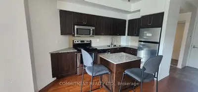 215 Fort York Blvd Boulevard 215, Toronto, On M5v 4a2