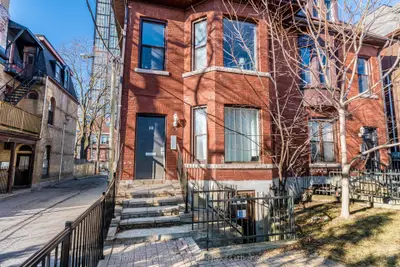 118 Pembroke Street 1, Toronto, On M5a 2n8