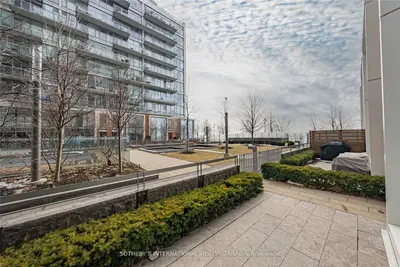 29 Queens Quay E Th-113, Toronto, On M5e 0a4