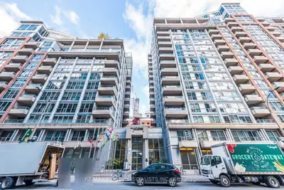Condo Apartment in Toronto
