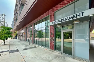 Condo Apartment in Toronto