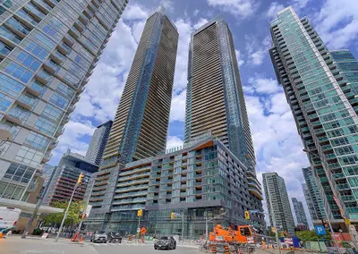 Condo Apartment in Toronto