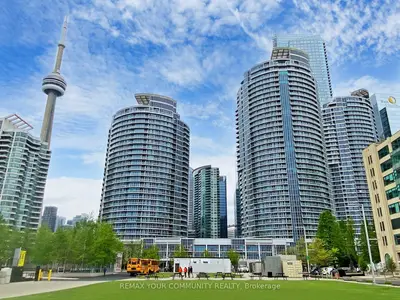 Condo Apartment in Toronto
