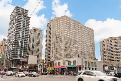 Condo Apartment in Toronto