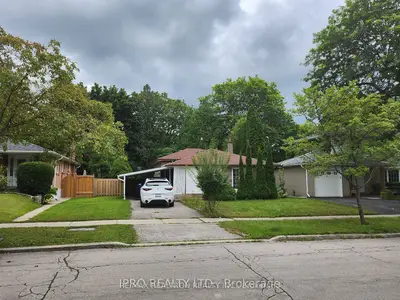 Detached in Toronto